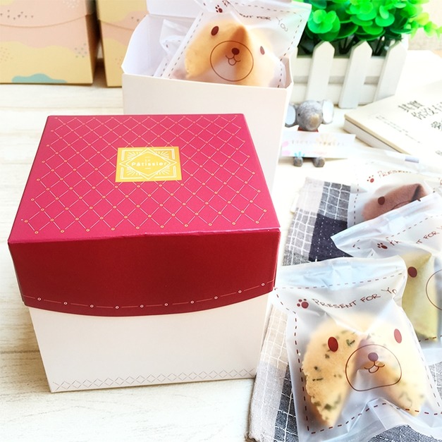 迷人酒紅禮盒幸運籤餅 牛奶風味5入 FORTUNE COOKIE 迷人酒紅禮盒幸運籤餅 牛奶風味5入 FORTUNE COOKIE
