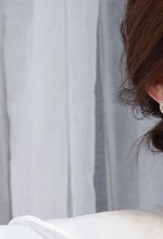 正韓S925純銀 小巧精緻微鑲鋯石月亮獨角獸耳環 正韓S925純銀 小巧精緻微鑲鋯石月亮獨角獸耳環