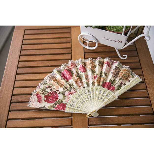 西班牙蕾絲彩色花卉扇 (附金屬掛環)-扇面黃 西班牙蕾絲彩色花卉扇 (附金屬掛環)-扇面黃