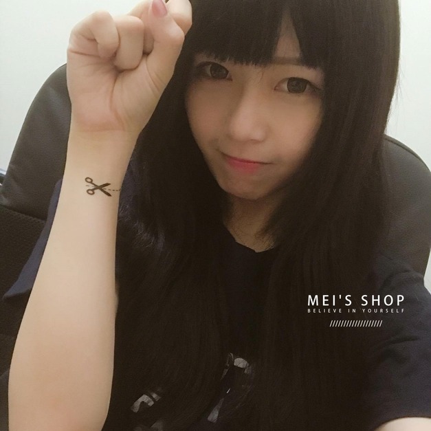 迷你紋身 沿虛線剪開 迷你紋身 沿虛線剪開