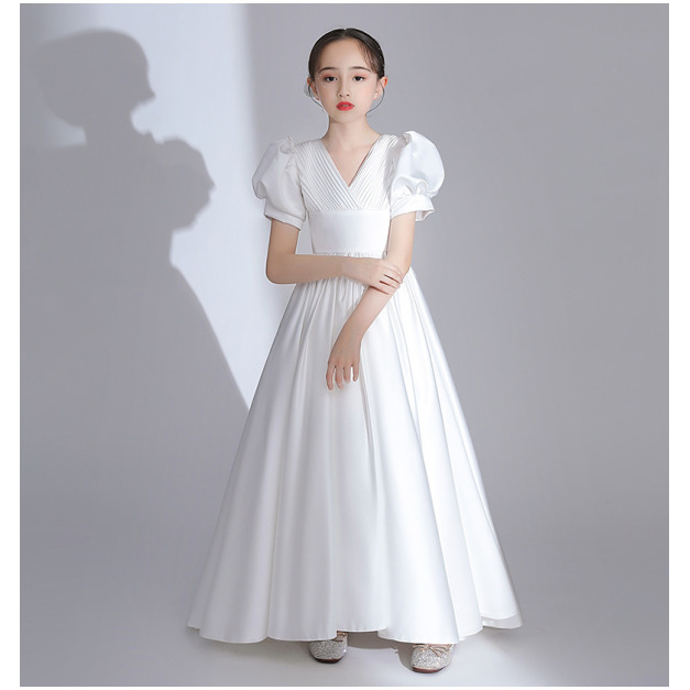 韓版中大童緞面V領蓬蓬袖白色公主裙/音樂表演小禮服(長款)現貨 韓版中大童緞面V領蓬蓬袖白色公主裙/音樂表演小禮服(長款)現貨