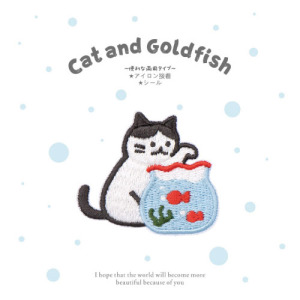 可愛貓戲金魚刺繡貼(多色可選) 可愛貓戲金魚刺繡貼(多色可選)