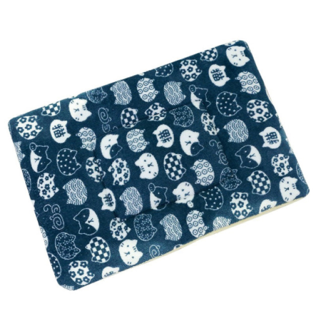 寵物保暖雙面睡墊(隨機出貨) 寵物保暖雙面睡墊(隨機出貨)