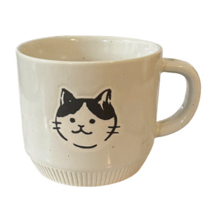 日式手繪貓臉陶瓷杯(兩款顏色) 日式手繪貓臉陶瓷杯(兩款顏色)
