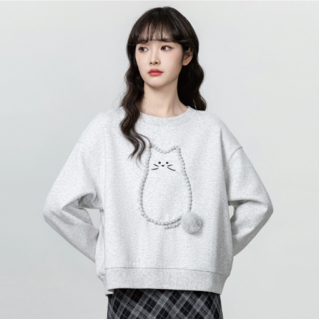 貓咪毛球刺繡落肩長袖上衣(多種尺寸) 貓咪毛球刺繡落肩長袖上衣(多種尺寸)