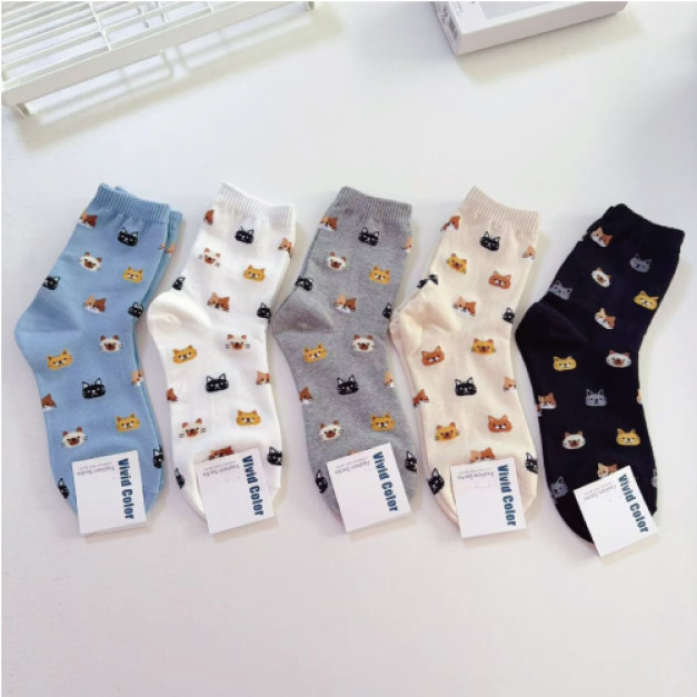 貓咪頭圖案中筒襪(多款可選) 貓咪頭圖案中筒襪(多款可選)