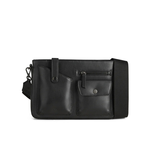 MARKBERG Siobhan 丹麥手工牛皮個性西沃恩工裝風寬帶肩揹包 斜背包 側肩包 (格調黑) MARKBERG Siobhan 丹麥手工牛皮個性西沃恩工裝風寬帶肩揹包 斜背包 側肩包 (格調黑)