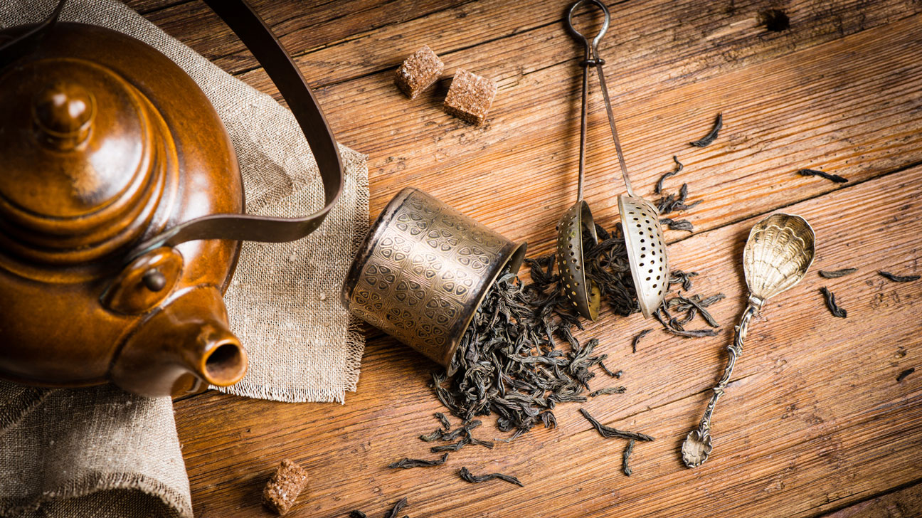 斯里蘭卡莊園級錫蘭原葉紅茶與英式品茶器皿