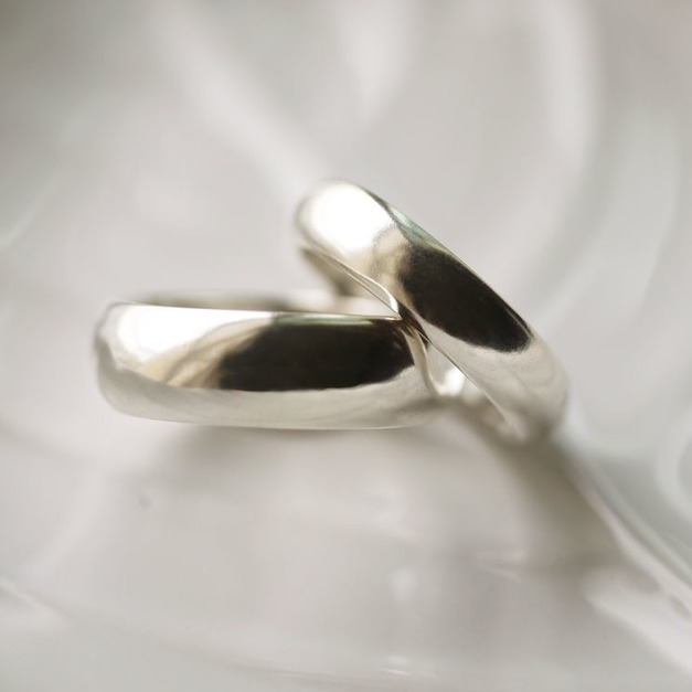 單支 - 手工925純銀戒指【簡單的幸福】經典素面刻字圓戒 單支 - 手工925純銀戒指【簡單的幸福】經典素面刻字圓戒