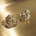【Chia Jewelry】單朵雛菊黃銅耳環 【Chia Jewelry】單朵雛菊黃銅耳環