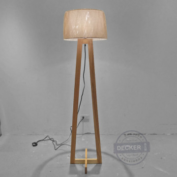 十字落地燈 - Nordic Style 極簡北歐風燈飾 實木立燈 十字落地燈 - Nordic Style 極簡北歐風燈飾 實木立燈