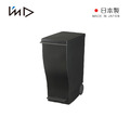 【日本岩谷Iwatani】kcud 日製純色曲線長型腳踏垃圾桶(附輪)-33L 【日本岩谷Iwatani】kcud 日製純色曲線長型腳踏垃圾桶(附輪)-33L