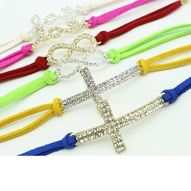 簡約皮革mix閃鑽十字架手環 售完不補 簡約皮革mix閃鑽十字架手環 售完不補