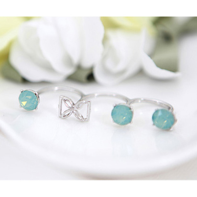 鏤框蝴蝶結寶石造型戒指 2款 2色 鏤框蝴蝶結寶石造型戒指 2款 2色