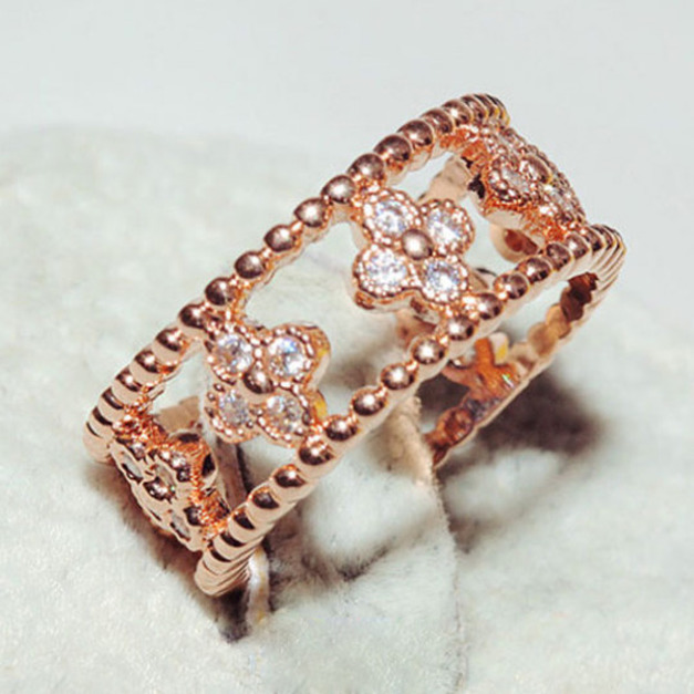 典雅氣質縷空幸運草寬版戒指 典雅氣質縷空幸運草寬版戒指