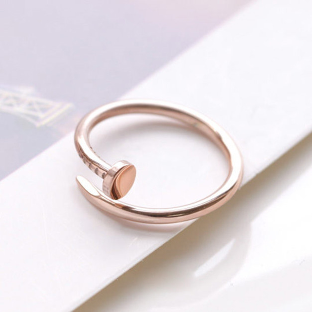 時尚簡約玫瑰金小釘子戒指 時尚簡約玫瑰金小釘子戒指