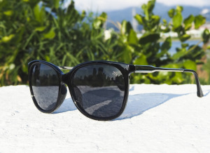 2is SaiD 太陽眼鏡│大框形│黑色鏡片│抗UV400 2is SaiD 太陽眼鏡│大框形│黑色鏡片│抗UV400