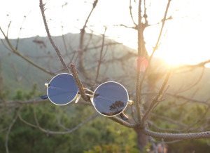 2is OreeD 太陽眼鏡 偏光│復古圓框│金框黑色鏡片│抗UV400 2is OreeD 太陽眼鏡 偏光│復古圓框│金框黑色鏡片│抗UV400