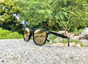 2is BelenP 太陽眼鏡 偏光 方框 黑色 金色反光鏡片 抗UV400 2is BelenP 太陽眼鏡 偏光 方框 黑色 金色反光鏡片 抗UV400