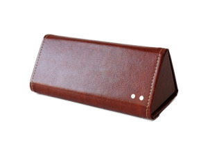 2is Bx03YmC 眼鏡盒 三角形可收納 仿皮紋 咖啡色 眼鏡盒 2is Bx03YmC 眼鏡盒 三角形可收納 仿皮紋 咖啡色 眼鏡盒