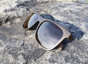 2is BethC 太陽眼鏡 偏光│經典百搭方框│棕色│抗UV400 2is BethC 太陽眼鏡 偏光│經典百搭方框│棕色│抗UV400