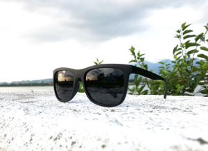 2is BethD 太陽眼鏡 偏光│經典百搭方框│黑色│抗UV400 2is BethD 太陽眼鏡 偏光│經典百搭方框│黑色│抗UV400