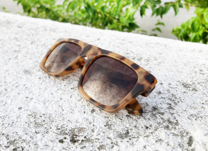 2is KoriT 太陽眼鏡│百搭方框│玳瑁色│抗UV400 2is KoriT 太陽眼鏡│百搭方框│玳瑁色│抗UV400