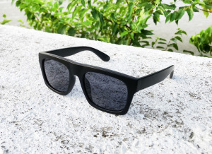 2is KoriD 太陽眼鏡│百搭方框│黑色│抗UV400 2is KoriD 太陽眼鏡│百搭方框│黑色│抗UV400