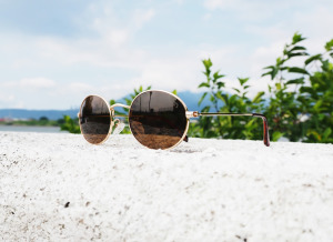 2is CeriC 太陽眼鏡 偏光│復古小橢圓框│金色│抗UV400 2is CeriC 太陽眼鏡 偏光│復古小橢圓框│金色│抗UV400