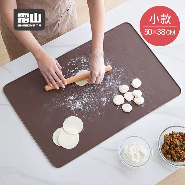 【日本霜山】長方形矽膠不沾黏揉麵墊(50x38cm)-多色可選 【日本霜山】長方形矽膠不沾黏揉麵墊(50x38cm)-多色可選