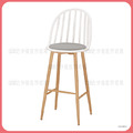 五金腳白色中吧椅〈Q5441886-1〉 五金腳白色中吧椅〈Q5441886-1〉