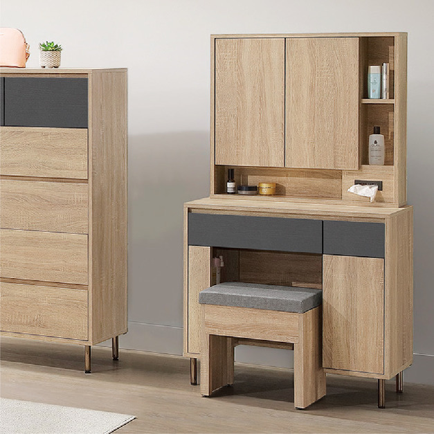 2.7尺鏡台(含椅)│Q646A140-09 2.7尺鏡台(含椅)│Q646A140-09