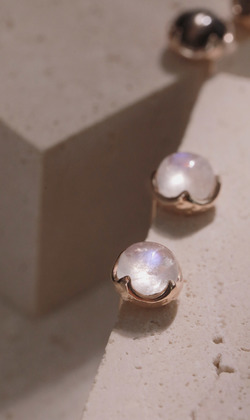 Essence 質粹 | 純銀鍍18K金耳環 | 晝夜歸來。月光石&拉長石