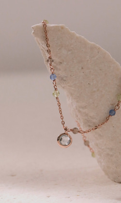 Essence 質粹 | 純銀鍍18K金鎖骨鍊 | 願永遠善良。月光石