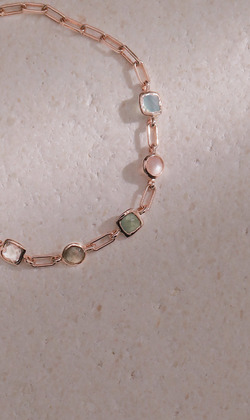 Essence 質粹 | 雲淡風輕。Aquamarine&Labradorite | 海藍寶石&拉長石 | 925純銀鍍18K金手鍊