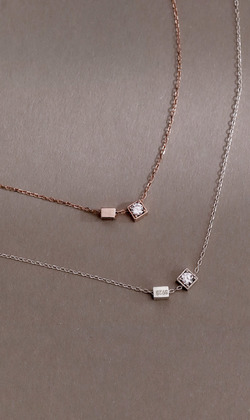 品牌經典款 | 相逢一笑。925純銀鎖骨鍊