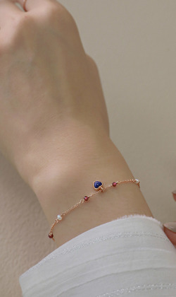 眷戀。Lazurite&Garnet  | 青金石&石榴石 | 925純銀鍍18K金手鍊