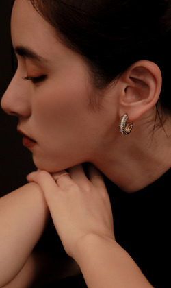 製造回憶。垂式耳環