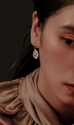 日出時分。Gray Agate | 灰瑪瑙 | 垂式耳環