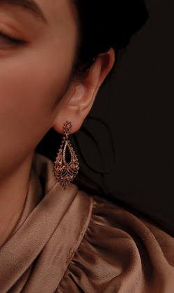 不滅燈火。垂式耳環