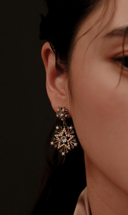 冰霜。垂式耳環