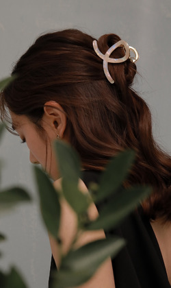 永生的愛。造型鯊魚夾 (單入)