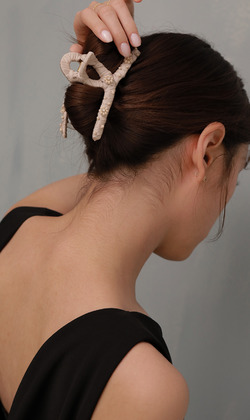 你的意義。造型鯊魚夾 (單入)