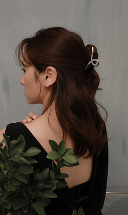 午夜鐘響。造型鯊魚夾 (單入)