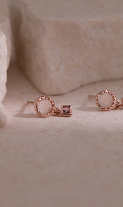 Essence 質粹 | 純銀鍍18K金耳環 | 尋著光亮。粉晶