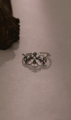 餘音繚繞。925純銀戒指