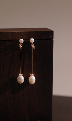 雙人花舞。Pearl | 養殖珍珠 | 925純銀耳環
