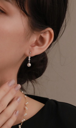 繁星閃耀。 925純銀耳環