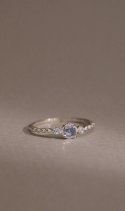 銀河。Moonstone | 月光石 | 925純銀戒指