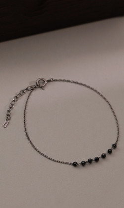 夜裡漫步。Black Agate | 黑瑪瑙 | 925純銀手鍊